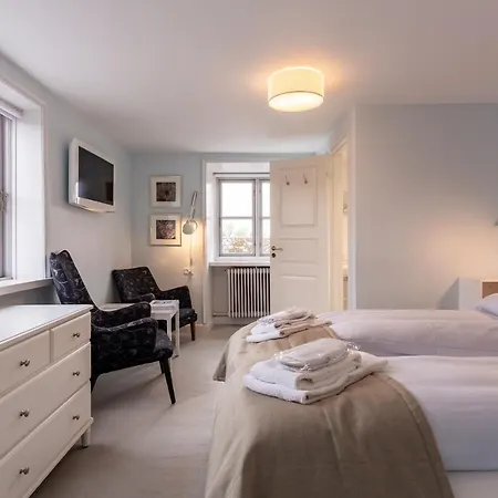Rodvig Og Badehotel 3*