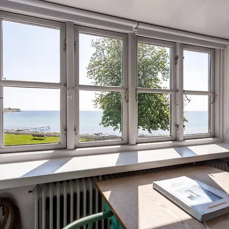 Rodvig Og Badehotel Inn 3*