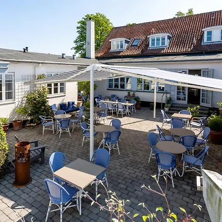Rodvig Og Badehotel Inn