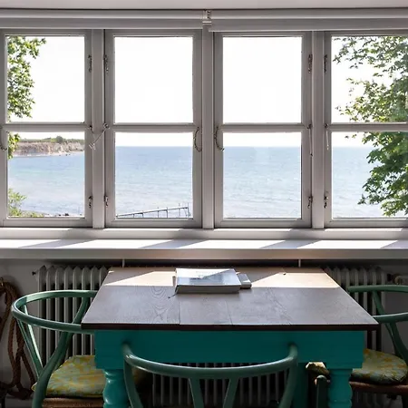 Inn Rodvig Og Badehotel 3*